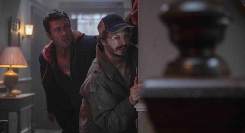 A menekülő ember: Menekülés az anarchiába (kritika)