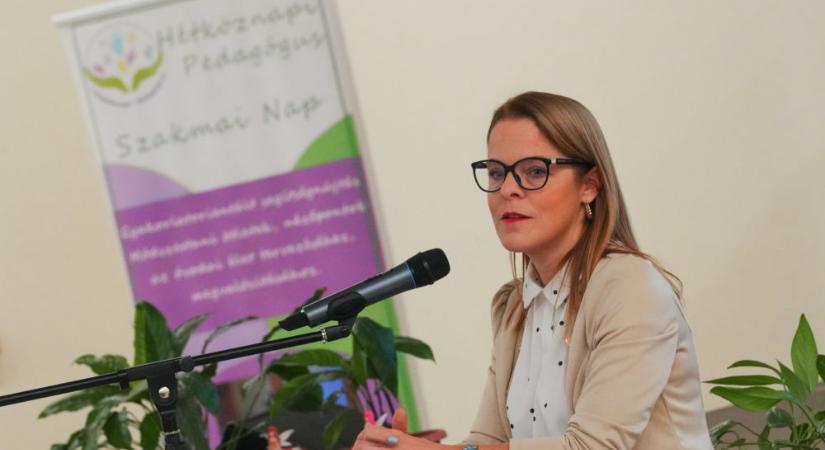 Balatoni Katalin: Közös feladatunk a fiatal pedagógusokat a pályán tartani