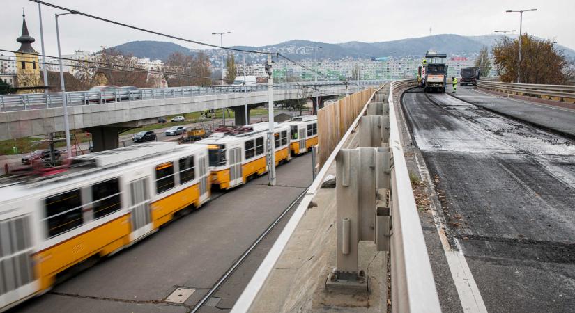 Flórián téri munkák: bontás és állapotfelmérés az északi hídon