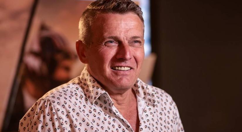 Rékasi Károly meztelenül állt modellt: előkerültek a pikáns fotói