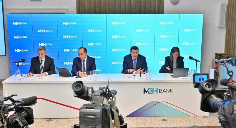 Új nagybank emelkedne fel a pesti tőzsdén