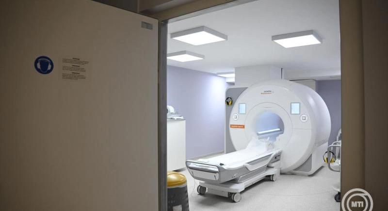 Modernizálták az Uzsoki Utcai Kórház MRI-berendezését