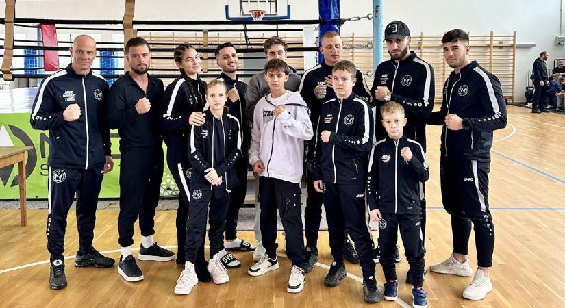 Újabb nemzetközi sikerek: 5 aranyat szerzett a Tatabánya Küzdősport Egyesület