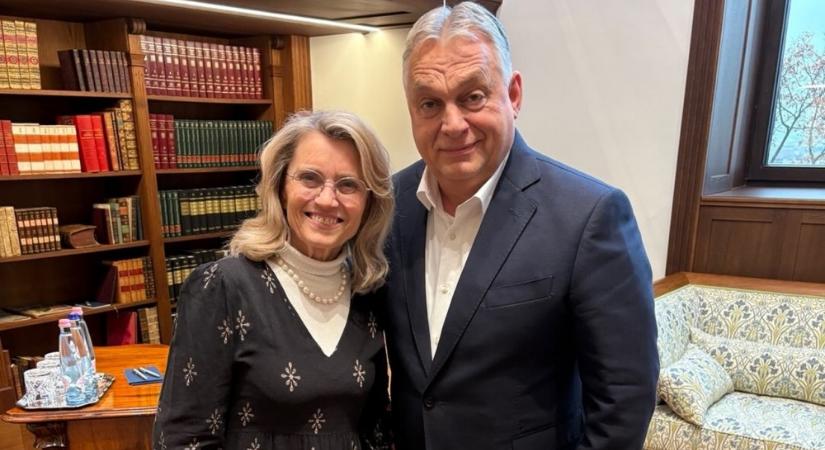 Két keresztény harcos fényképe