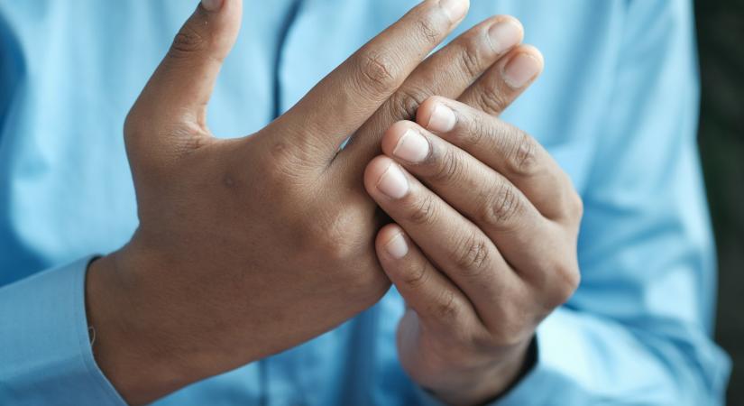 A reuma tünetei akár a szívnél is jelentkezhetnek