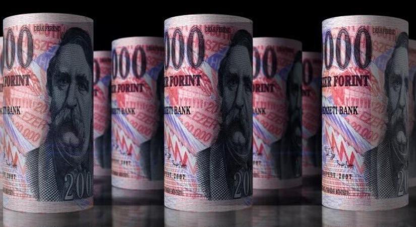 Soha ennél rosszabb hétkezdést a forinttól