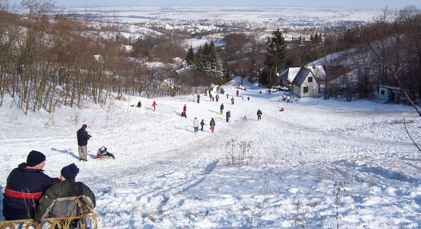 Ez lett a népszerű sípályák sorsa Győr környékén és Sopronban