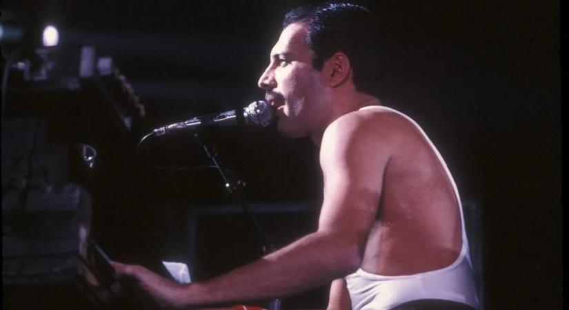 Máig gyászolja a világ a legkülönlegesebb hangját – 34 éve hunyt el Freddie Mercury