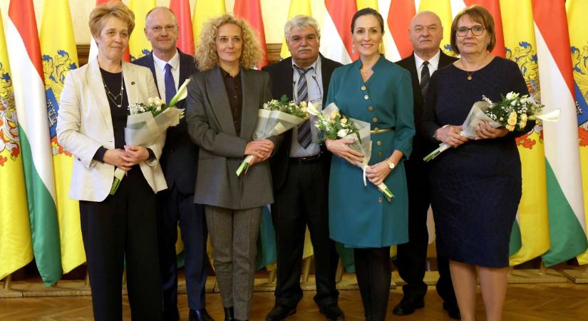 Állami kitüntetetteket köszöntöttek hétfőn Kaposváron