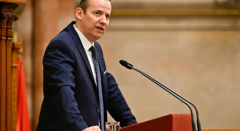 Órákán át azon vitáztak a parlamentben, hogy ki miatt kerültek bajba a devizahitelesek