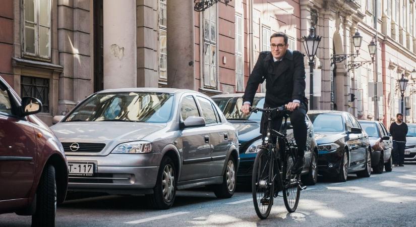 Alulfinanszírozott prevenció, elhibázott fókusz – veszélyes irányba fordult a fővárosi drogpolitika