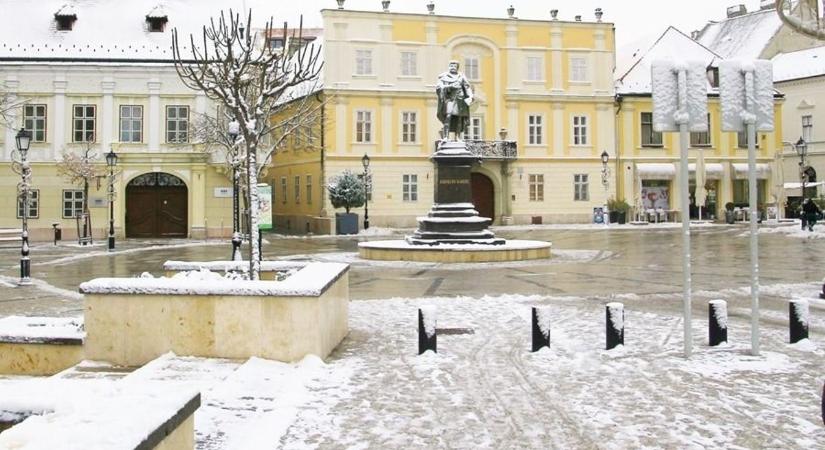 A csodák városa lett Győr, íme a legszebb helyszínek a hó borításában
