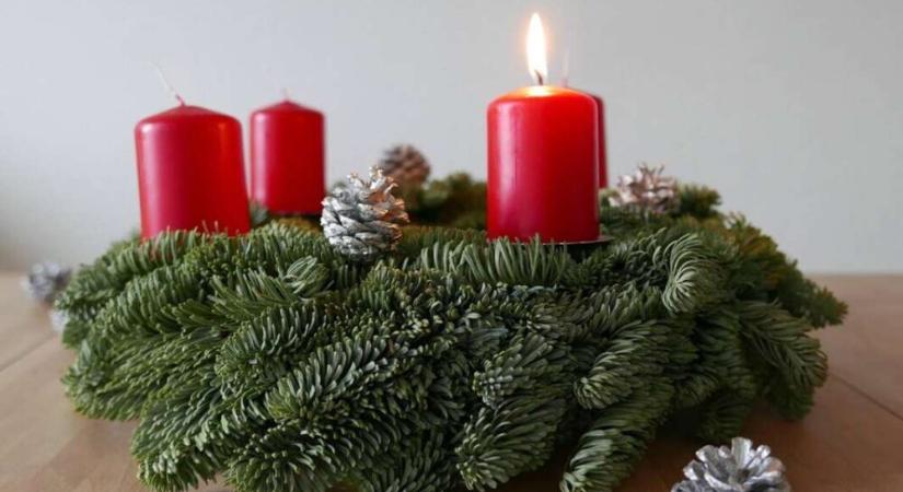 Ilyen az adventi boksz Cser-Palkovics András és Magyar Péter között