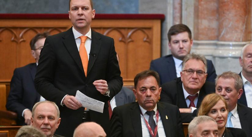 Orbán cáfolja a saját pártját: valójában már megvan a Fidesz összes képviselőjelöltje