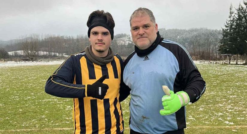 Tóth vs. Tóth, avagy apa és fia együtt a pályán a kisköreieknél