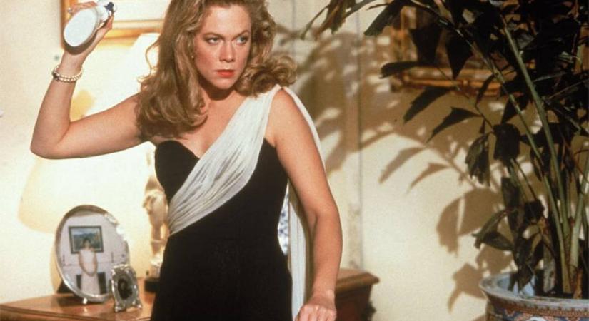 A rózsák háborúja: Filmmúzeum (kritika)