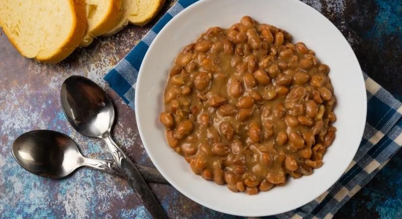 Ezt a hibát mindenki elköveti babfőzéskor, pedig elkerülhető vele a puffadás