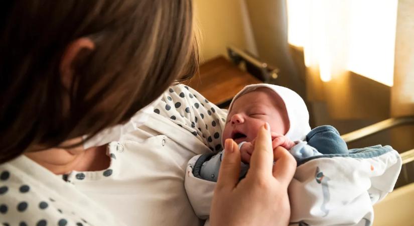 Januártól tovább nőnek a nettó keresetek – ennyivel több marad a családi kasszában
