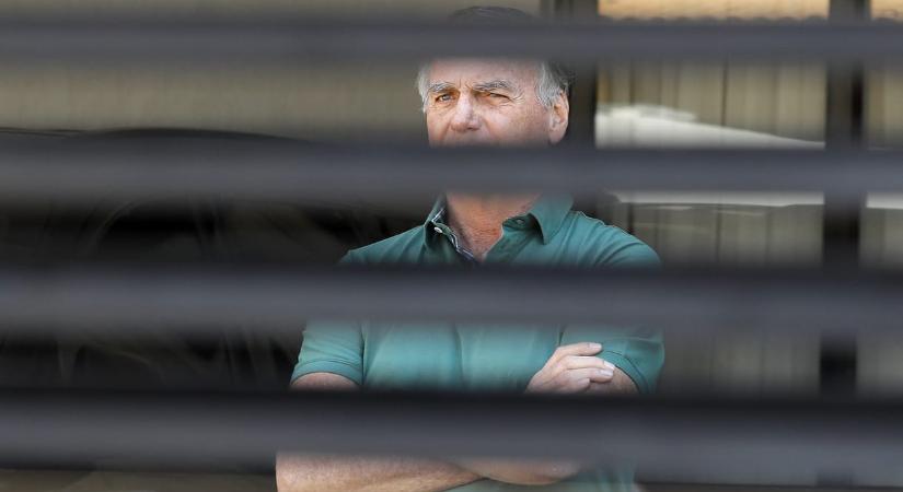 Brazil legfelsőbb bíróság: Jair Bolsonaro rendőrségi őrizetben marad