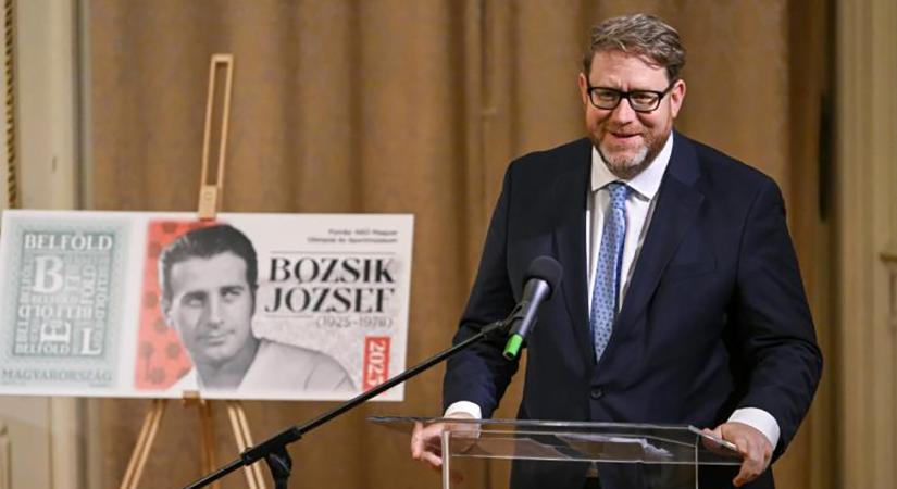 Emlékbélyeg készült Bozsik József születésnapjára