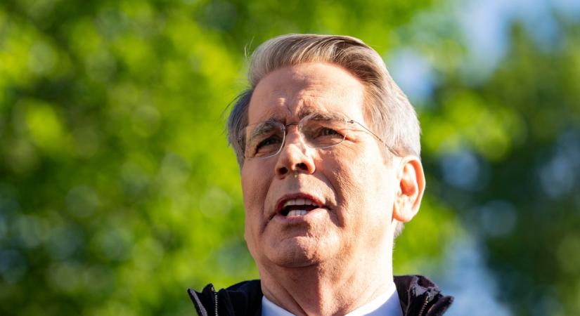 Az amerikai pénzügyminiszter élesen nekiment az orosz szankciókon pörgő Európának