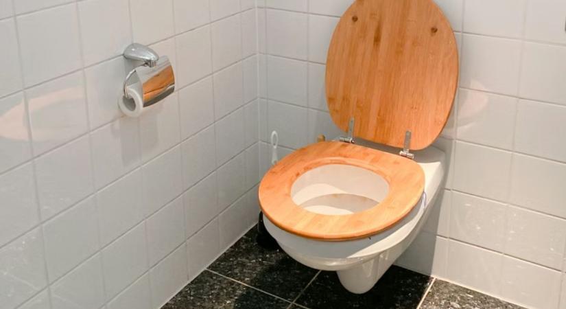 Lesüllyed a széklet a vécében? A gasztroenterológus elmondta, mit jelent!