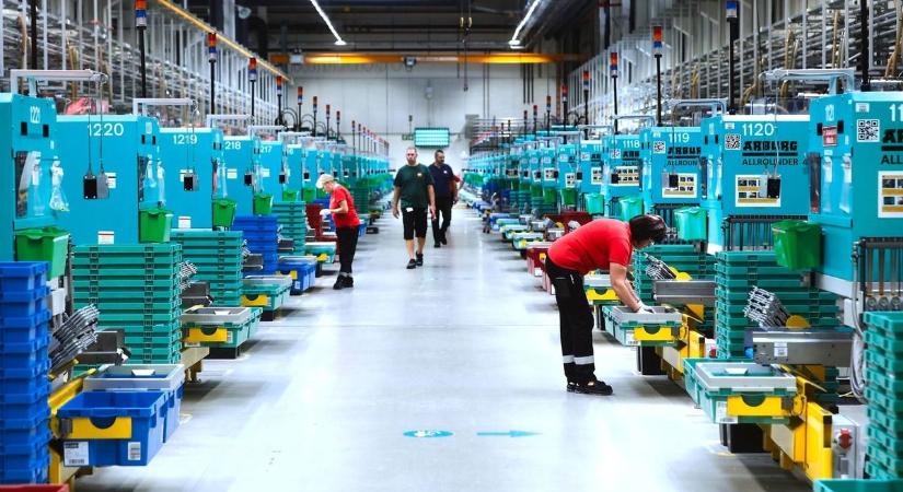 Ezer fős faluban építenek gigantikus akkumulátorgyárát a kínaiak: Debrecen komoly riválist kapott Európában — így fogadják a történelmi beruházást a lakosok