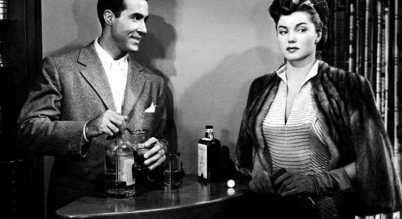 Szexista szövege miatt tiltották be a karácsonyi dalt: sokan nem is tudják, miről szól