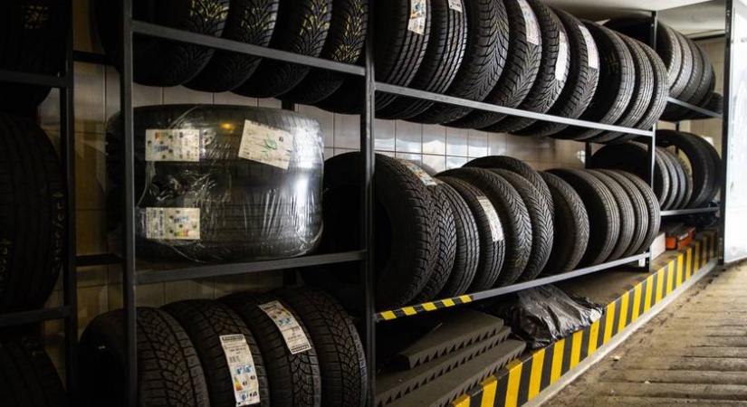 Életet menthet, ha felismered a hamis gumiabroncsot: ezekre a jelekre figyelj