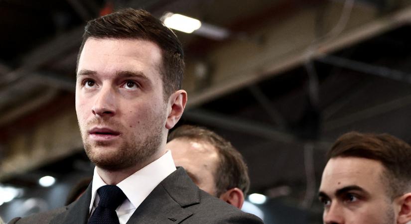 Először mérték közvélemény-kutatók, hogy a szélsőjobboldali Jordan Bardella nyerné a francia elnökválasztást