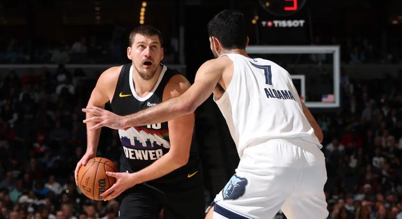 NBA: Jokics emlékezetes tripla duplája; rekordbeállítás a Pistonstól