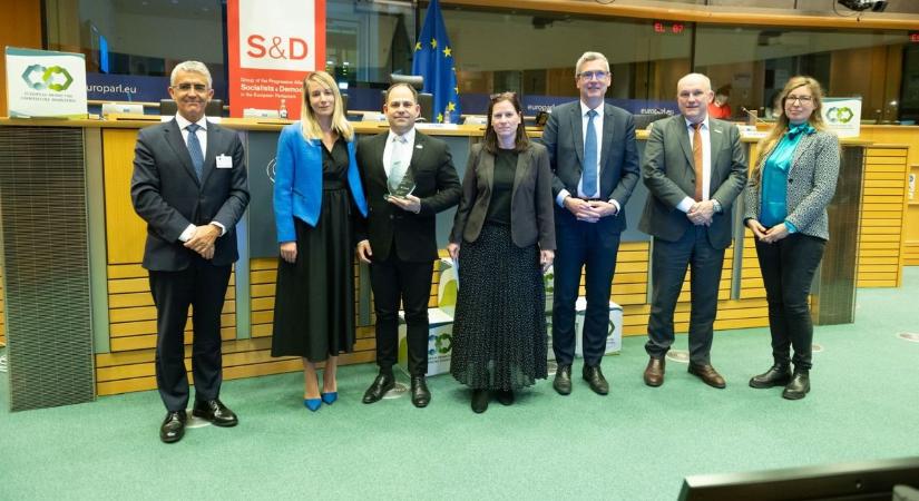 Világszintű siker: rangos díjat kapott a DélKerTÉSZ