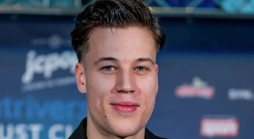 Véget ért T. Danny kapcsolata? Társkeresőn jelent meg