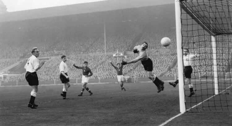 A magyar labdarúgás napja is november 25-e