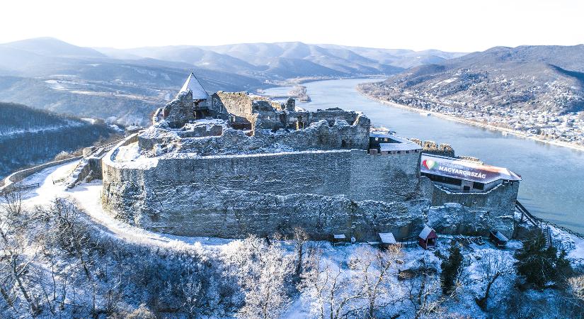 Advent 2025 Visegrád