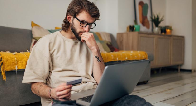 Riadót fújt a kiberszakértő: nagyon aljas a csalók új módszere, már a közüzemi számlánk is bánhatja