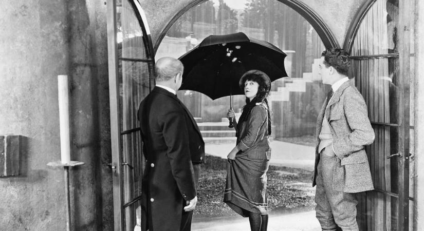 Nem tűrték a zaklatást: így védték meg magukat a nők régen