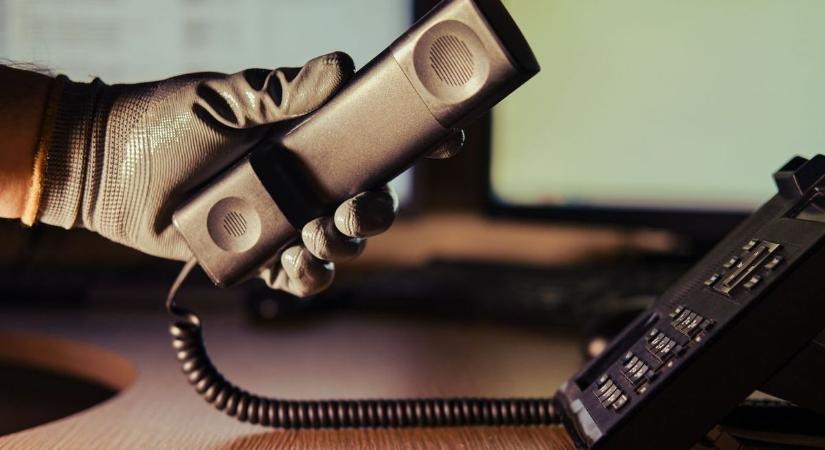 Csalás kapcsán merült fel a Vöröskereszt neve