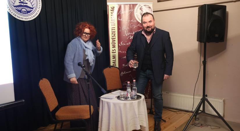 Legendás barátságok a fiatalságtól a gázkamráig