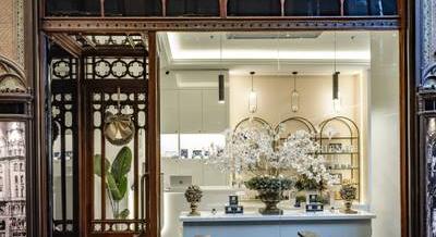 A szépség új szentélye: az ADRIENNE FELLER exkluzív natúrkozmetikumokat a Párisi Udvar Hotel Budapestben is megtaláljuk