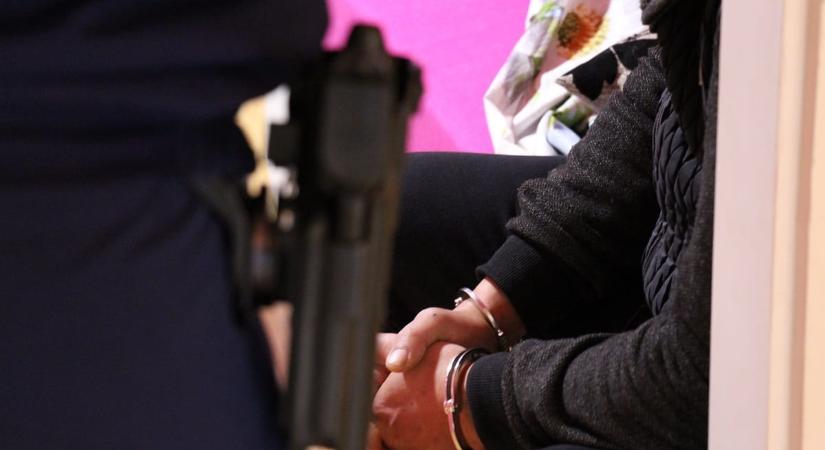 Szőlő utca: az ügyészség meghosszabbítaná Juhász Péter Pál és élettársa letartóztatását