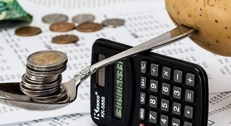 Nincs megállás: egyre olcsóbbak a személyi kölcsönök