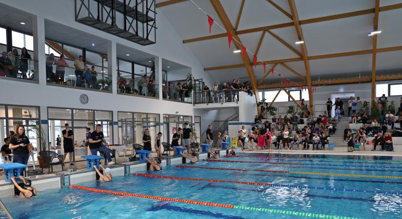 35 éremmel tértek haza a NUTE úszói a NextGen Swim Cup-ról