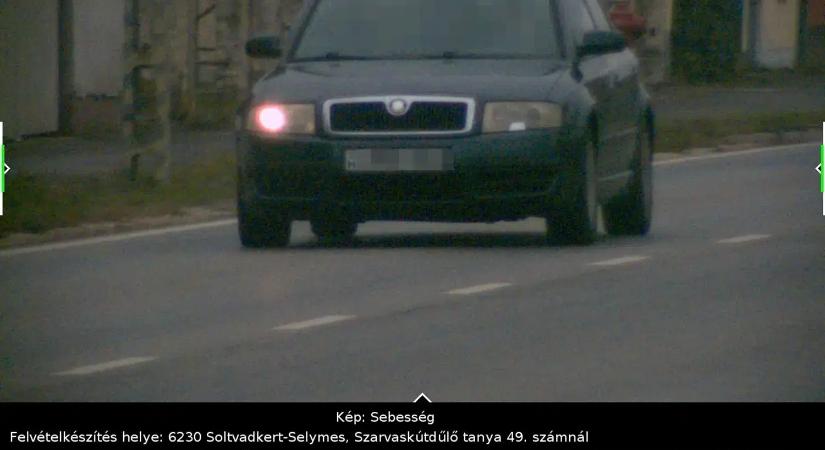 Vajon a kiégett lámpákért is megbüntették a gyorshajtó Skodást?