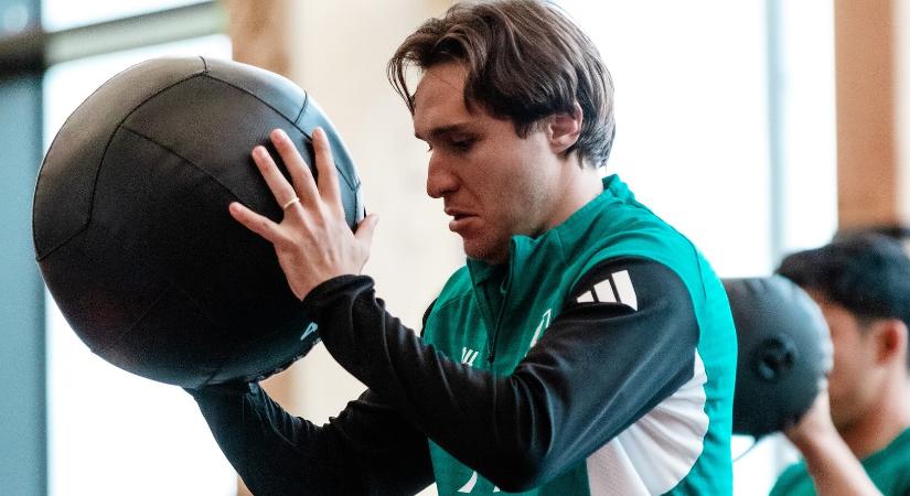 Federico Chiesa klubváltása a címlapon, több topcsapat vinné a Liverpool sztárját