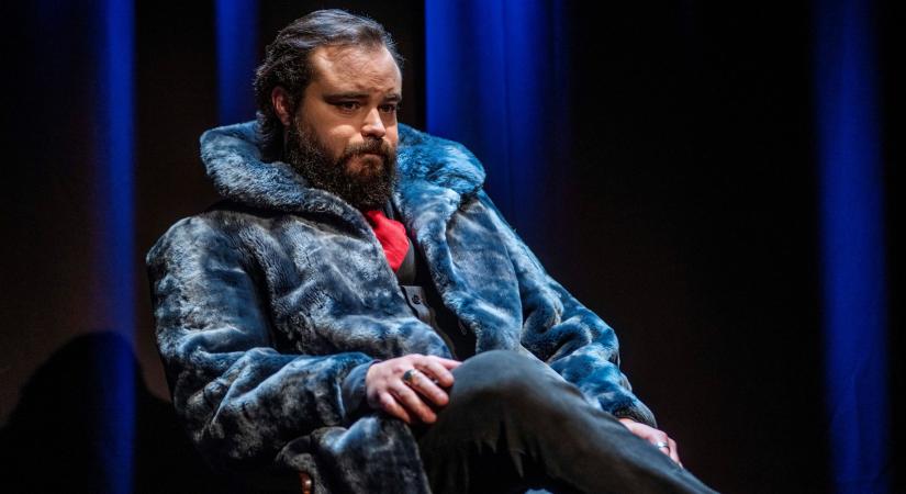 Monodráma a hatalomról – Megújult szöveggel mutatják be a Pilátus-t az Ingában