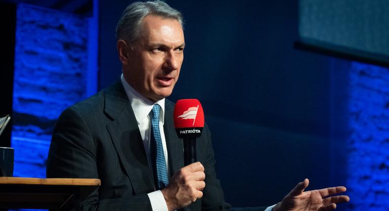 Lázár János: A MÁV szempontjából legalább kettő választást kell nyerni