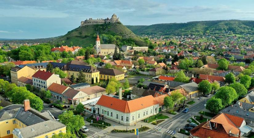 Veszprém vármegye települései is kitűntek a Virágos Magyarország versenyen