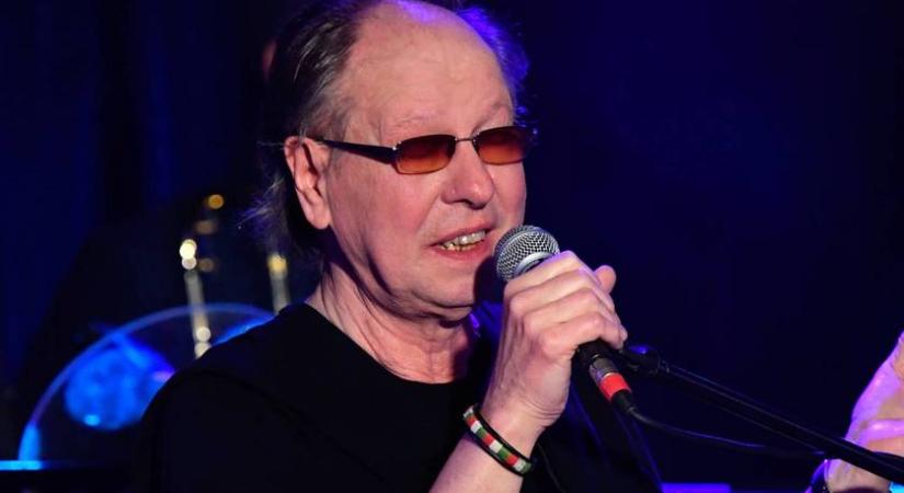 Íme Balázs Fecó ritkán látott, egy szem fia: Ferenc ilyen jóképű fiatalember lett