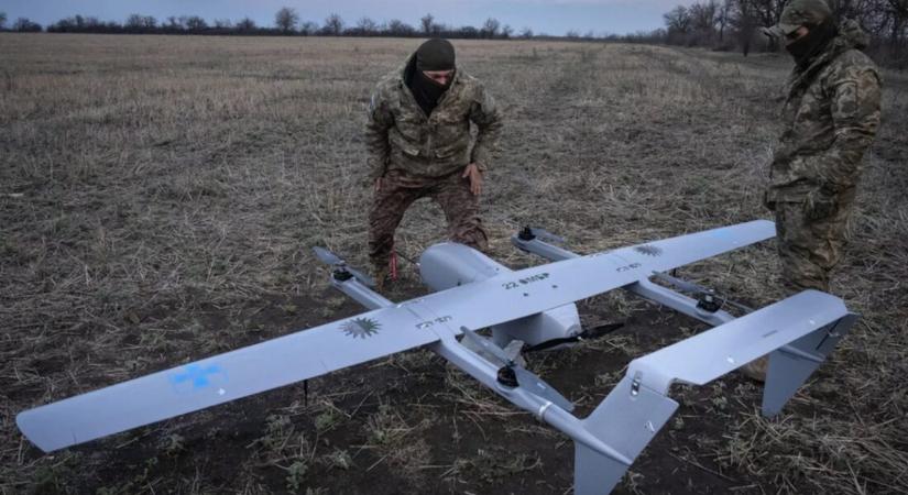 Mélyen behatolt a román légtérbe egy robbanóanyag nélküli drón, majd egy gazda kertjébe esett